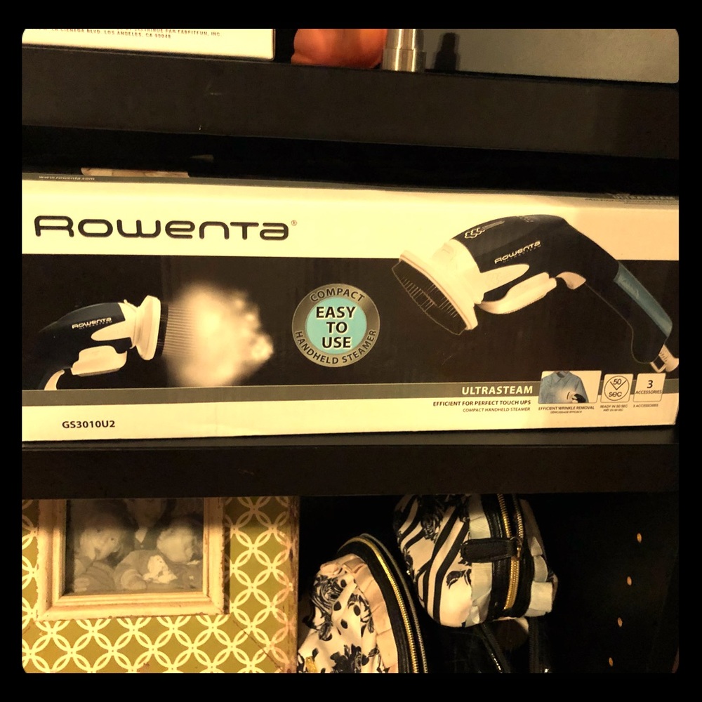 BNIB Rowenta Portable Steamer